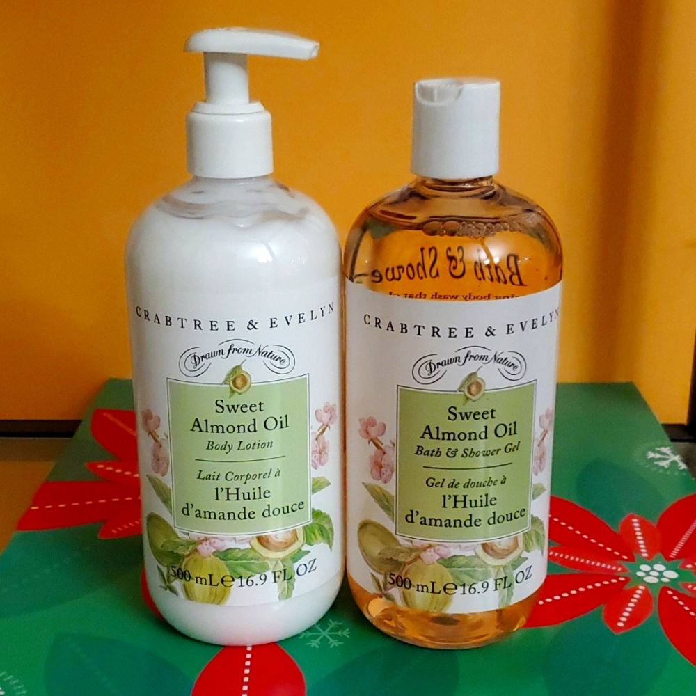 Crabtree and Evelyn sweet almond oil set